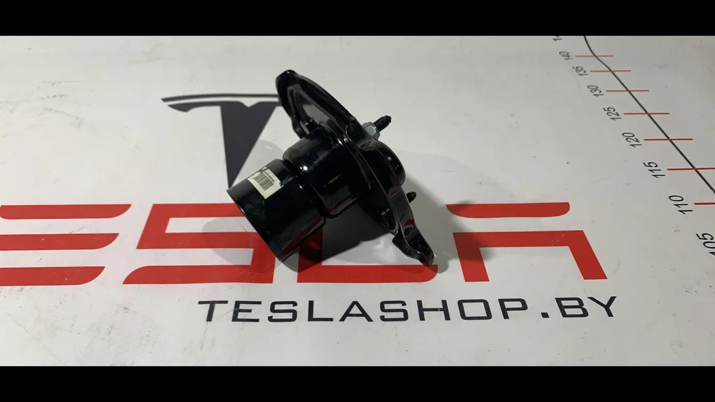Пластик салона к Tesla Model S 2012