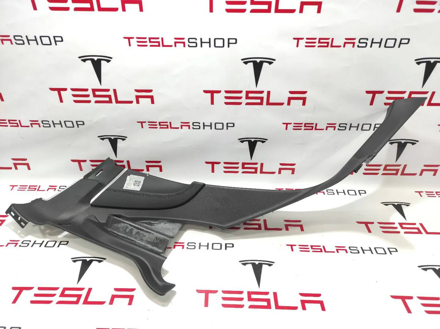 Обшивка багажника к Tesla Model S 2014