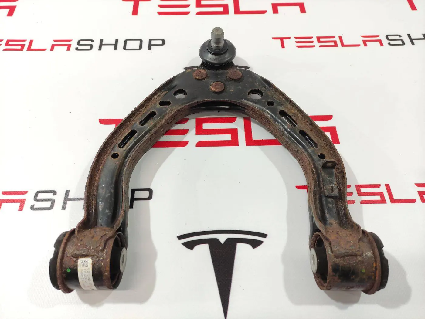 Рычаг передний к Tesla Model S 2014