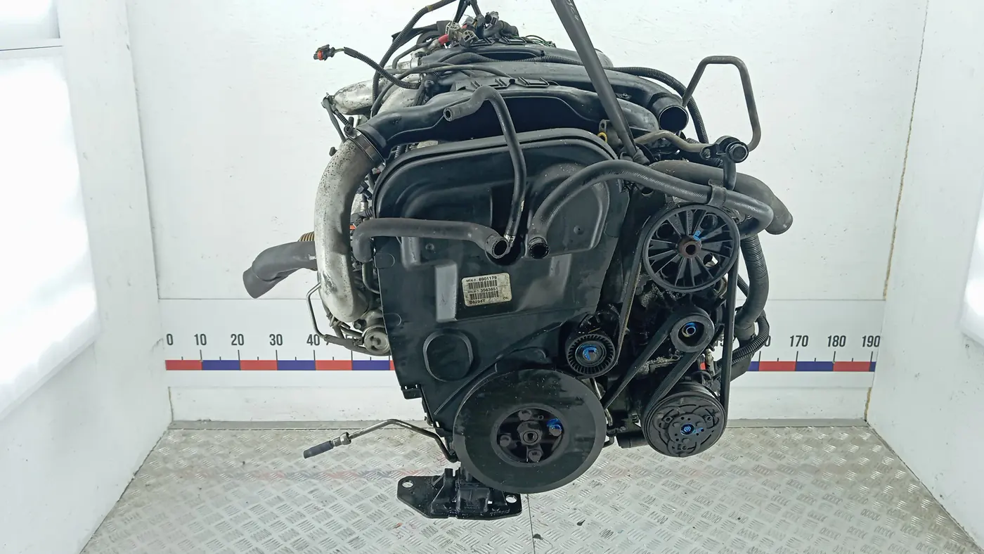 Двигатель к Volvo XC90 2004