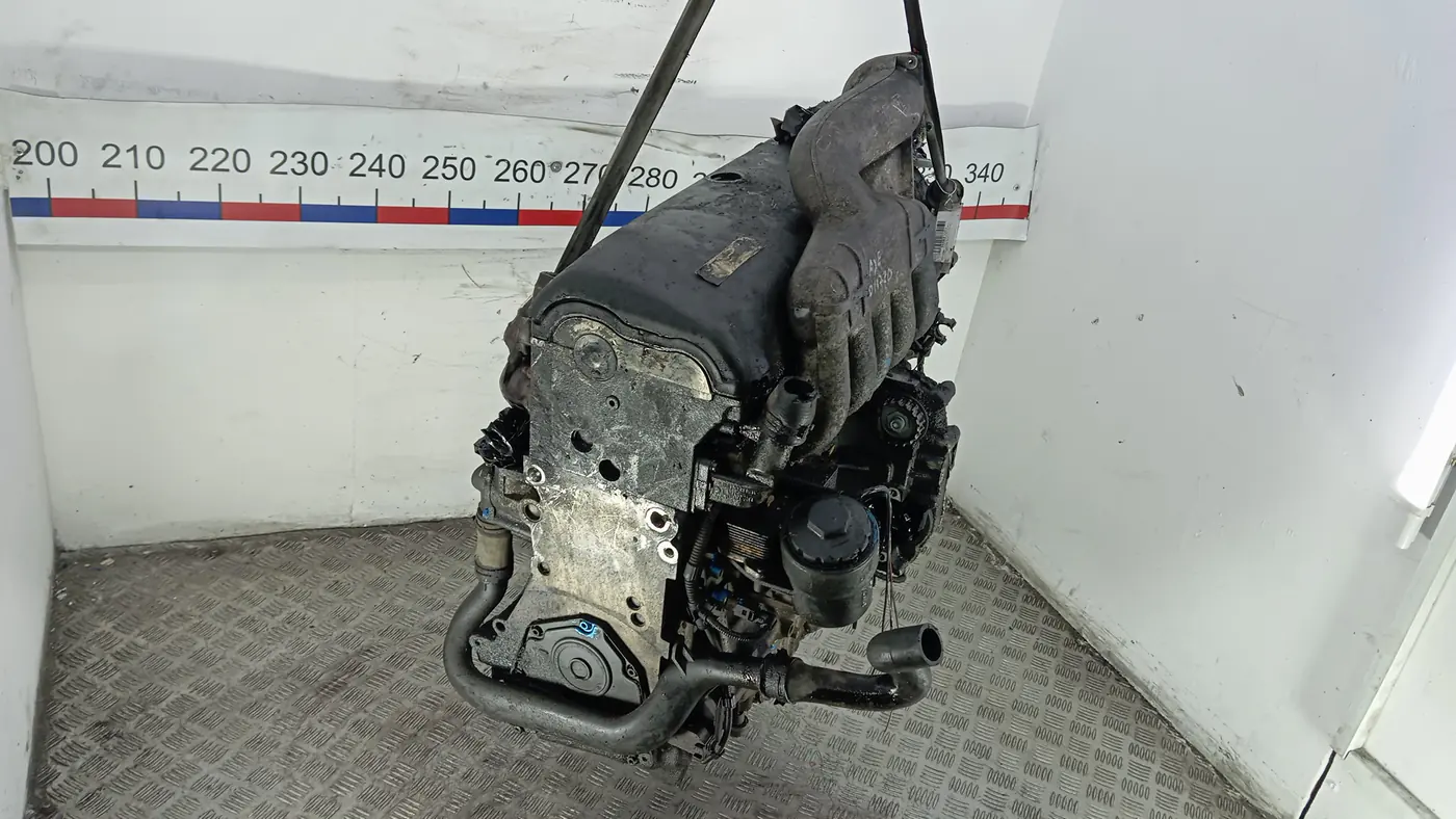 Двигатель к Volkswagen Transporter 2004