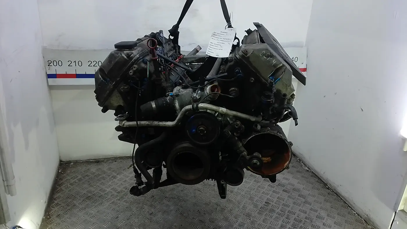 Двигатель к BMW X5 2001