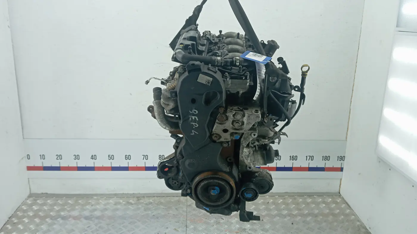 Двигатель к Citroen A6 2010