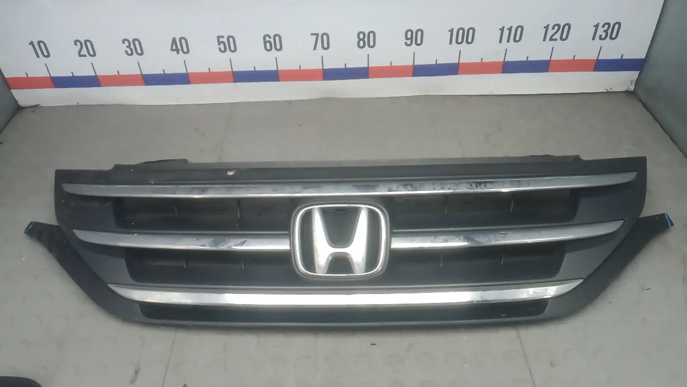 Решетка радиатора к Honda CR-V 2012