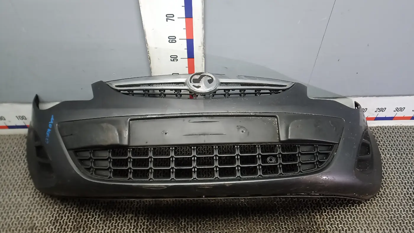 Бампер передний к Opel Corsa 2011