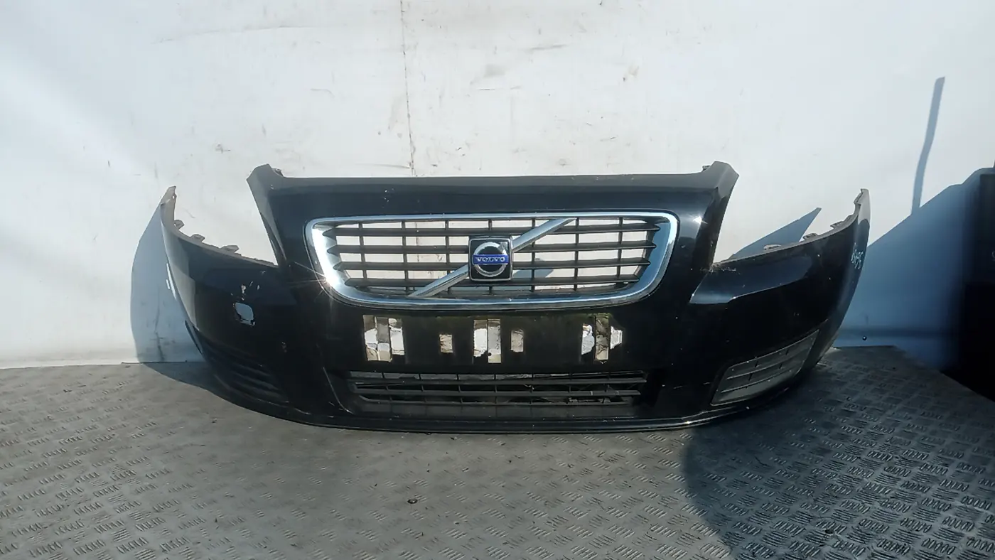 Бампер передний к Volvo V50 2008