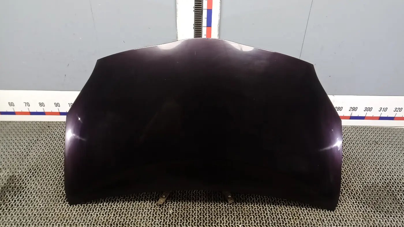 Капот к Toyota Prius 2012