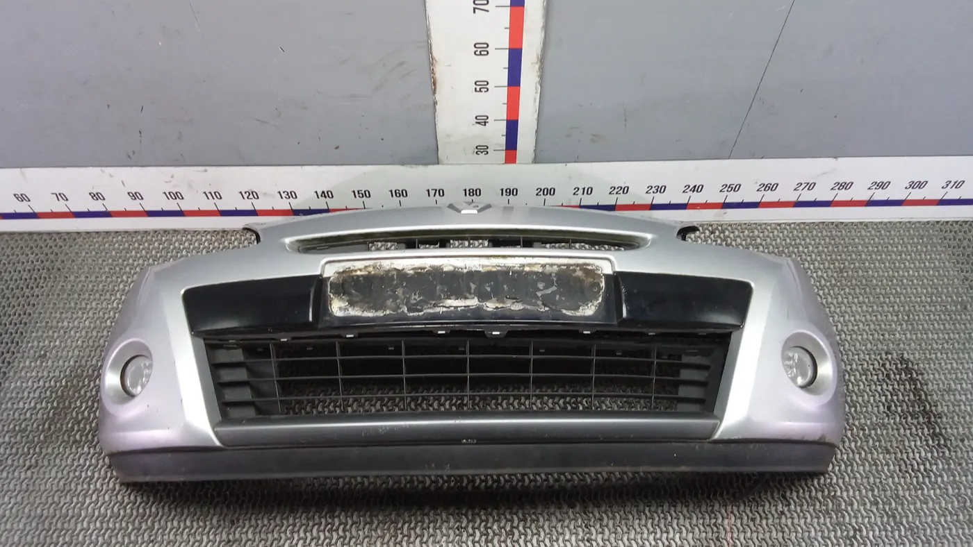 Бампер передний к Renault Clio 2012