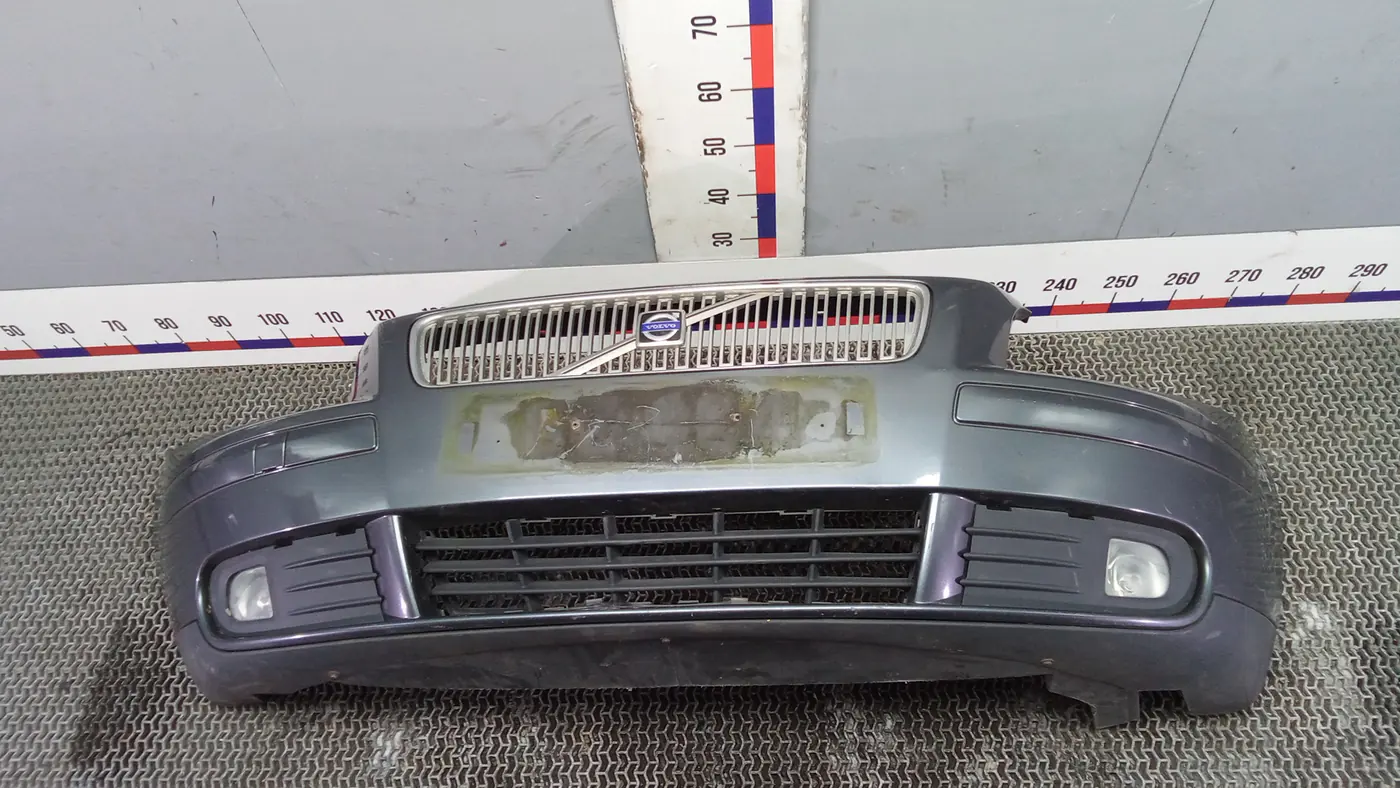 Бампер передний к Volvo V50 2006