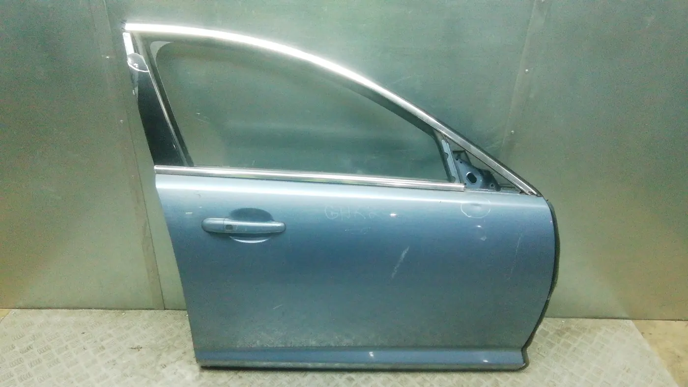 Дверь передняя правая к Jaguar XF 2009