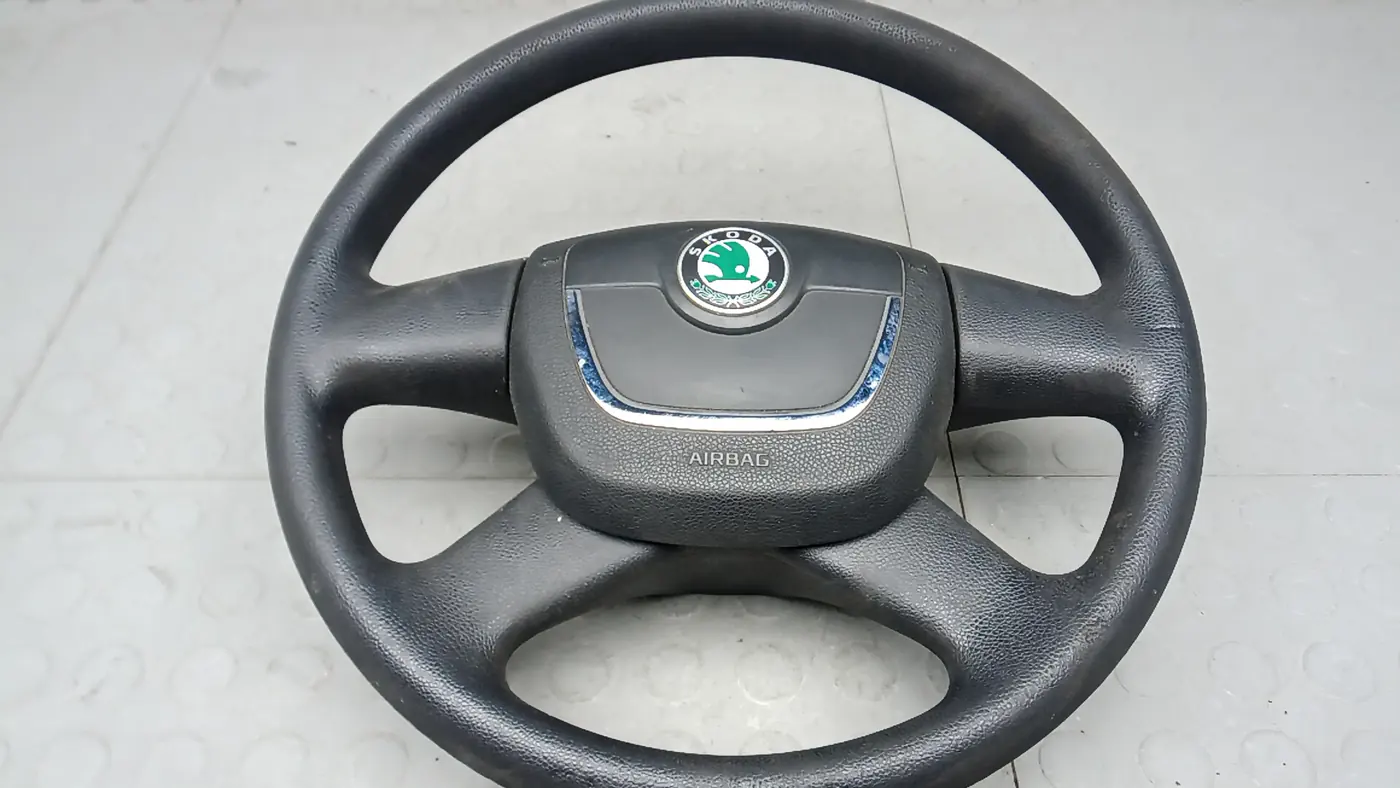 Руль к Skoda Octavia 2012