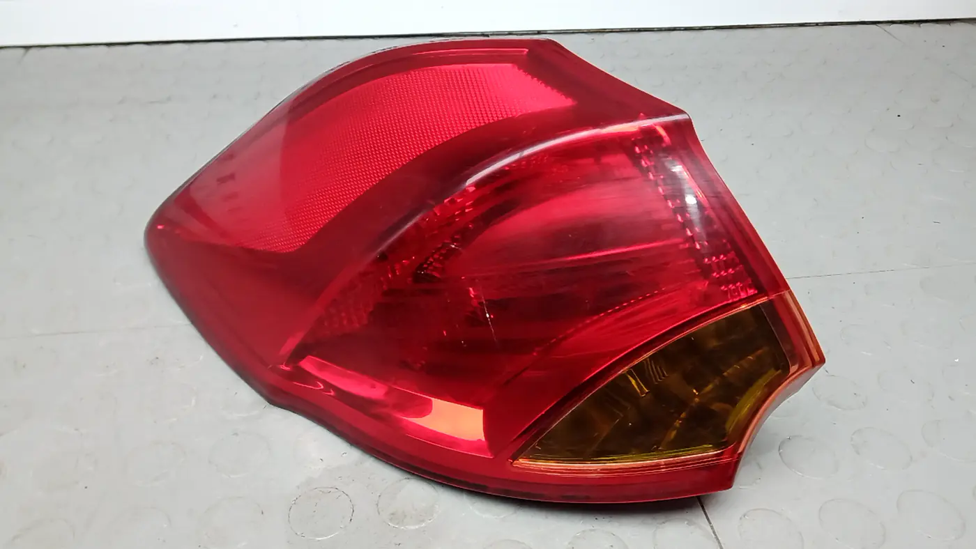 Фонарь задний левый к Kia Ceed 2013