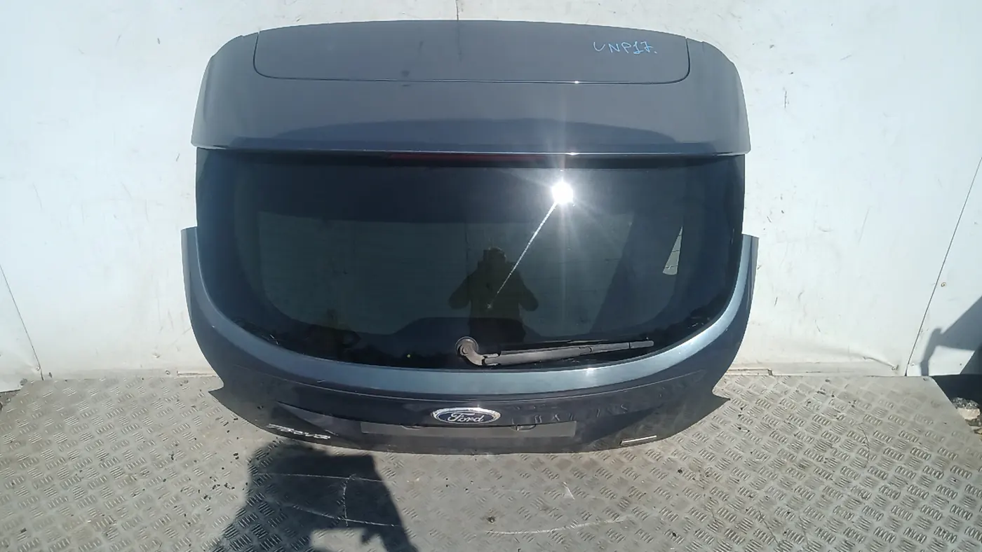 Крышка багажника к Ford Focus 2013