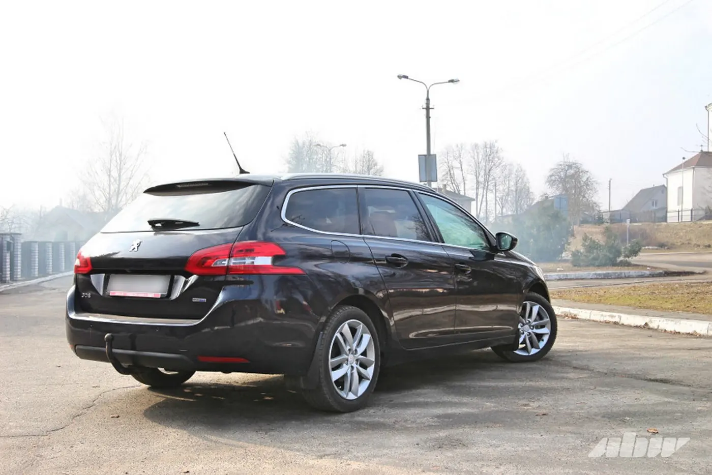Renault Megane или Peugeot 308: какой бэушный «француз» дешевле в обслуживании