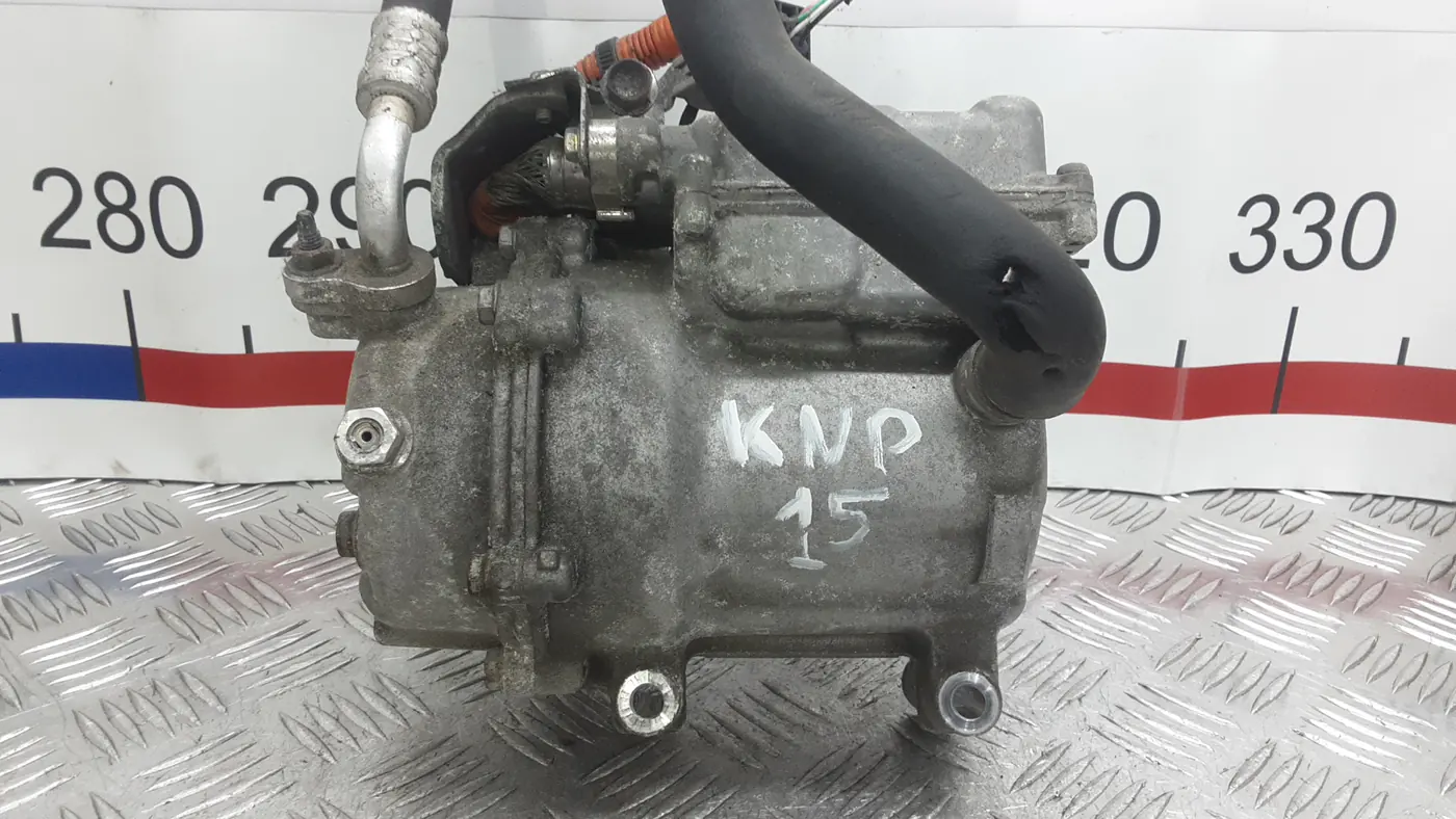 Компрессор кондиционера к Mitsubishi Outlander 2015
