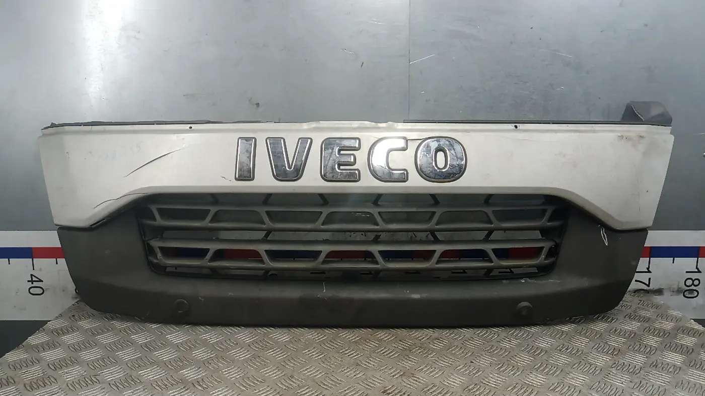 Решетка радиатора к Iveco  2013
