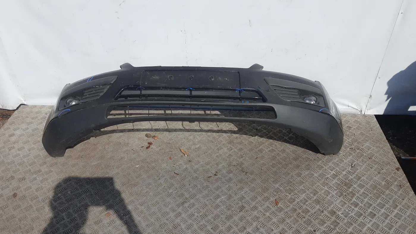 Бампер передний к Ford Focus 2006