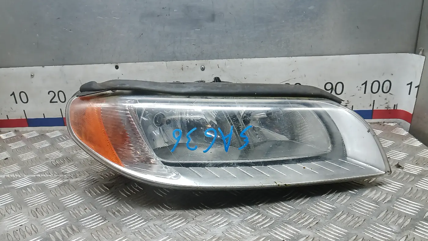 Фара правая к Volvo V70 2010