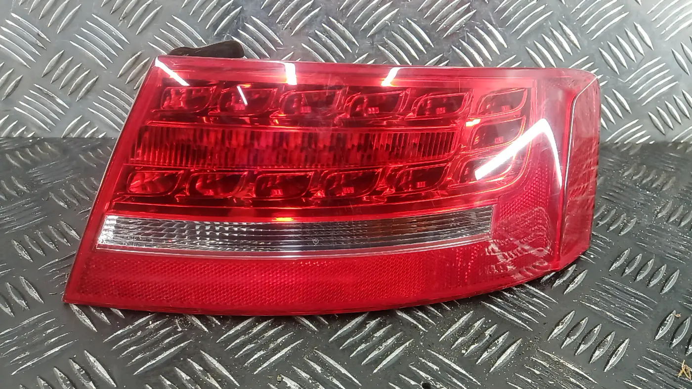 Фонарь задний правый к Audi A5 2009