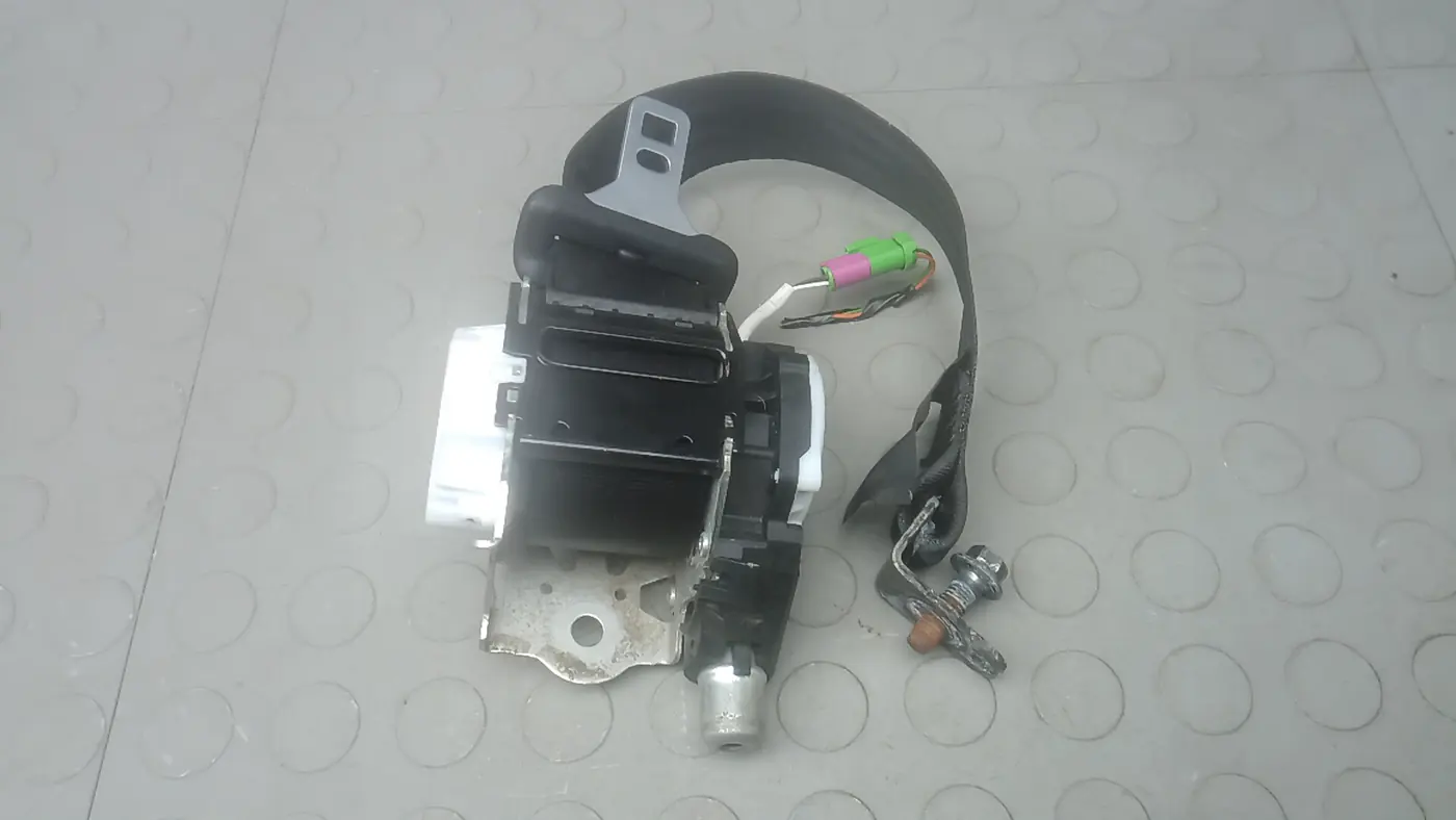Пиропатрон к Volvo XC60 2009