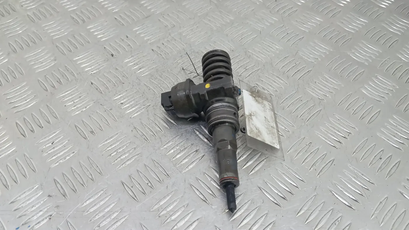 Форсунка к Volkswagen Transporter 2005
