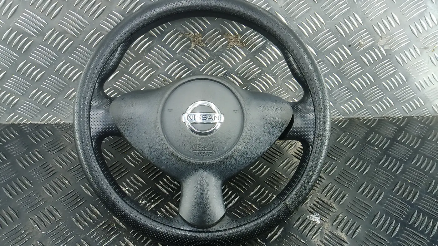 Руль к Nissan Juke 2010