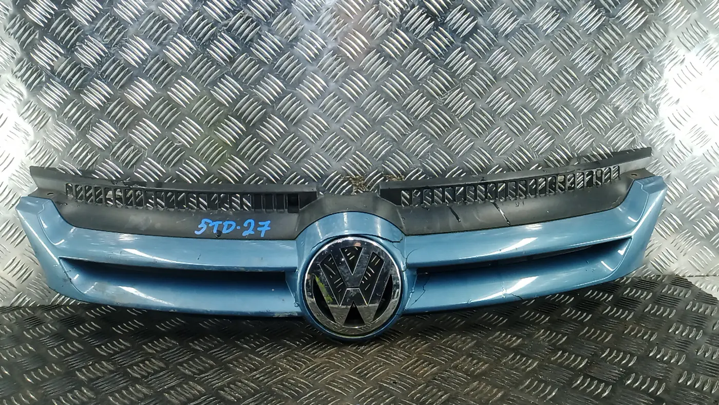 Решетка радиатора к Volkswagen Golf Plus 2006