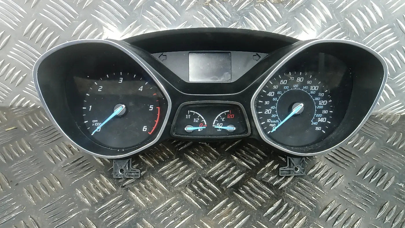 Рамка под магнитолу к Ford Kuga 2014