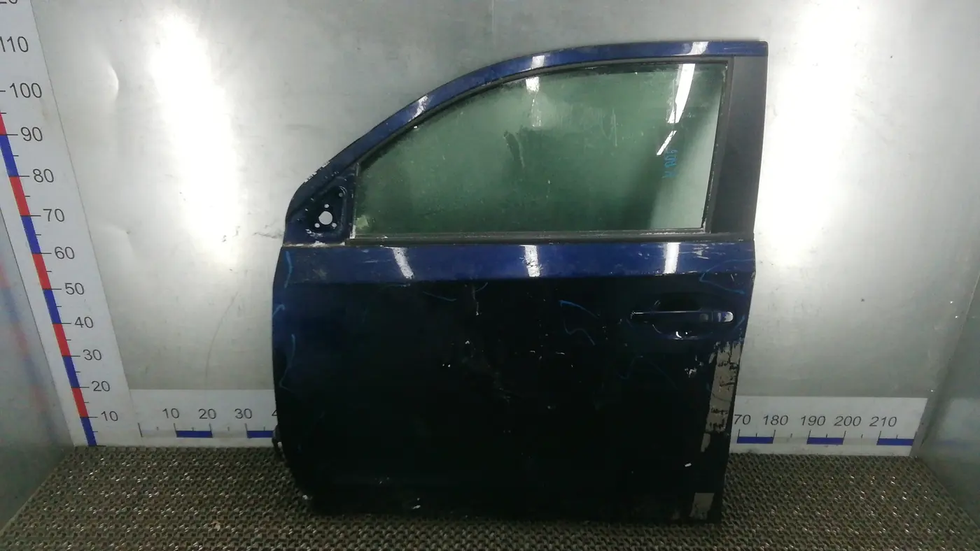 Дверь передняя левая к Toyota Urban Cruiser 2011