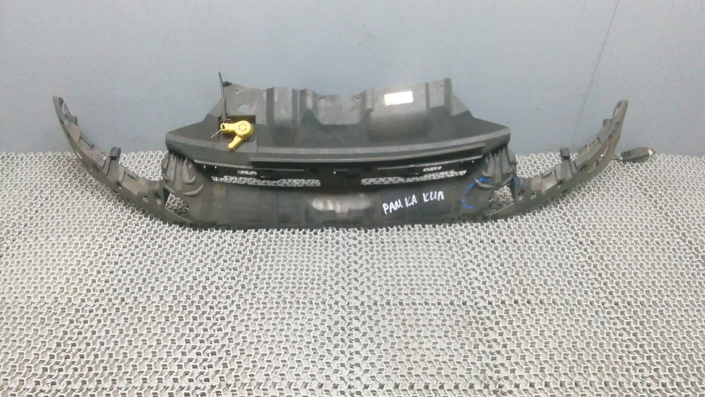 Рамка капота к Ford Focus 2013
