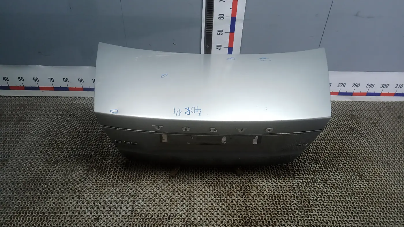 Молдинг крышки багажника к Volvo S80 2009
