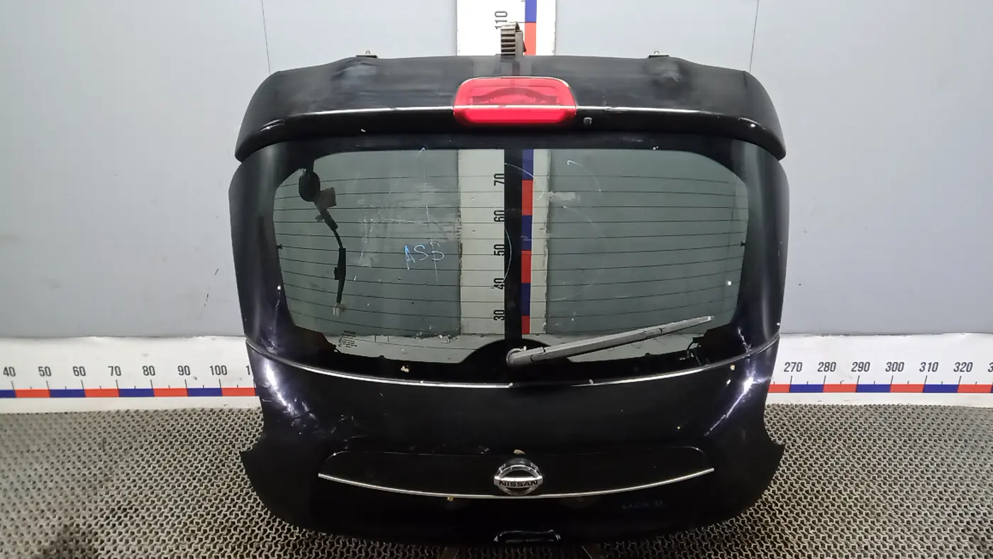 Замок двери к Nissan Juke 2014
