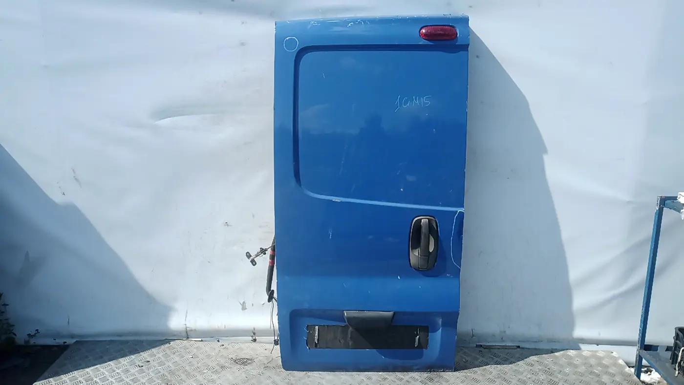 Дверь распашная к Nissan Primastar 2004