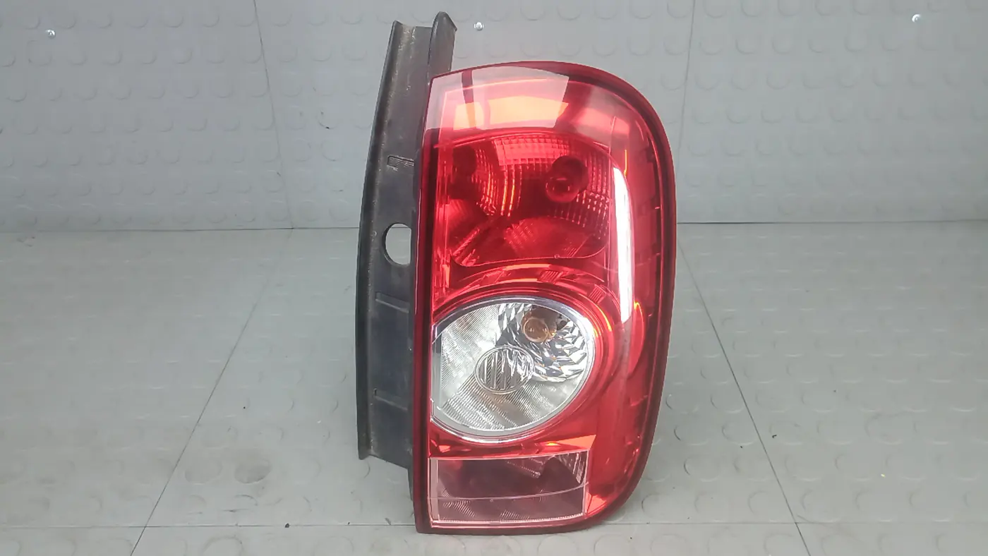 Фонарь задний правый к Renault Duster 2013