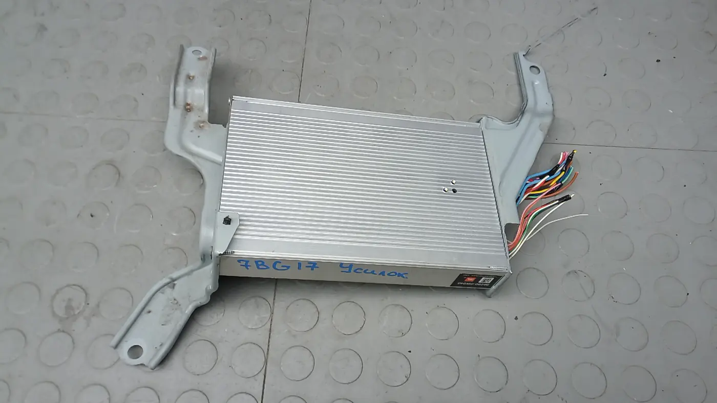 Магнитола к Toyota Prius 2005