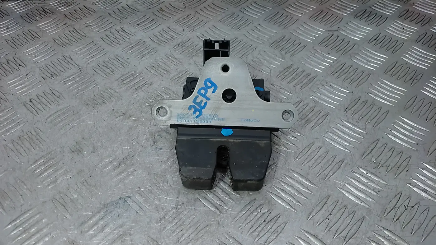 Замок двери к Ford Focus 2008