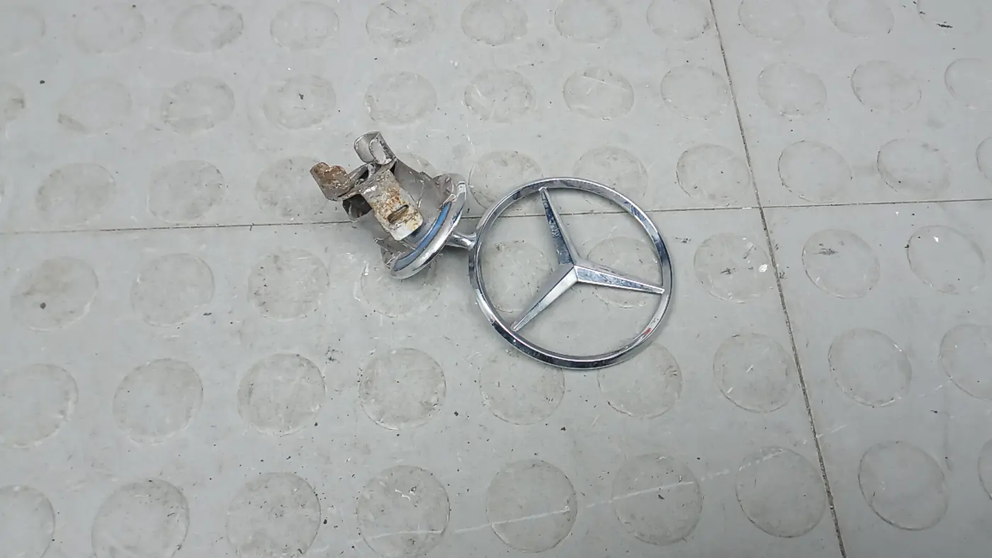 Эмблема к Mercedes-Benz S-klasse 2007