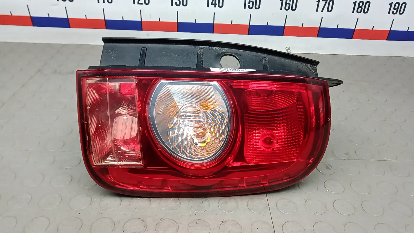 Фонарь задний правый к Renault Duster 2016