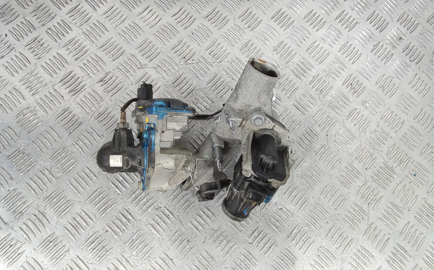Клапан EGR к Renault Captur 2015