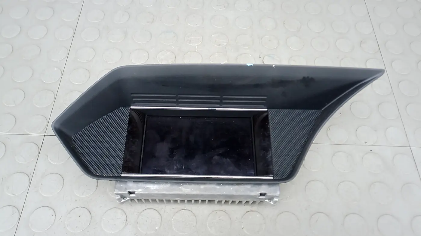 Монитор к Mercedes-Benz E-klasse 2012