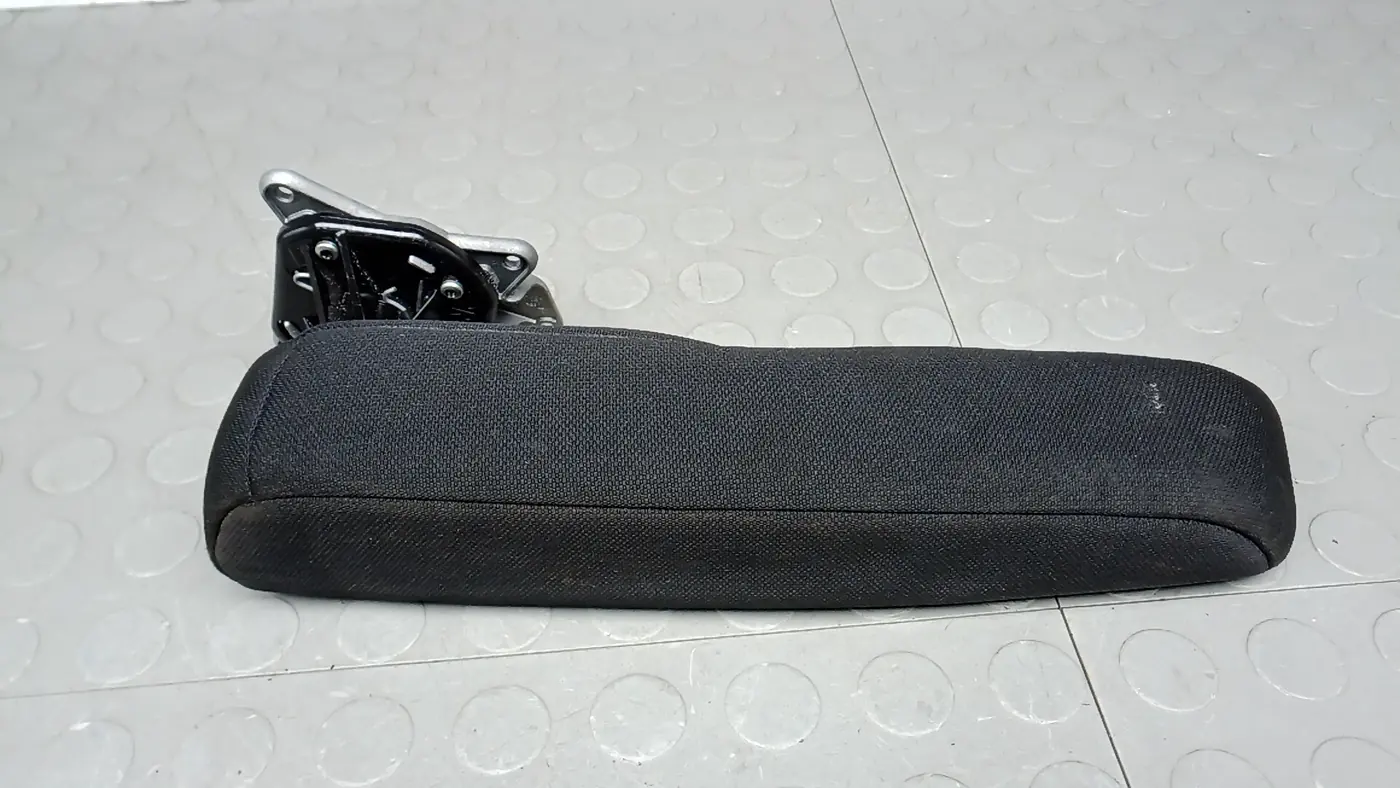 Подлокотник к Citroen C4 2014
