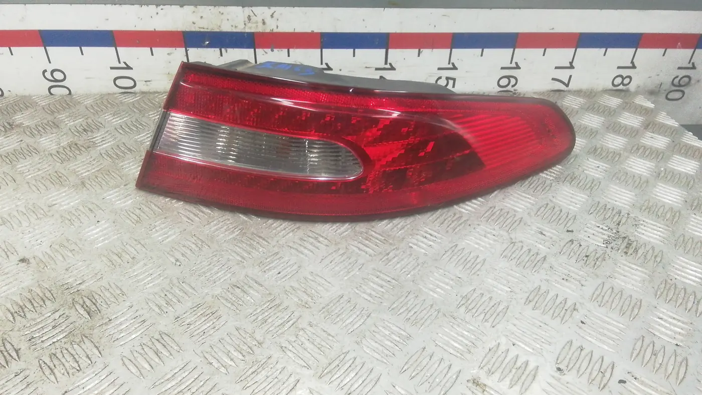 Фонарь задний правый к Jaguar XF 2011