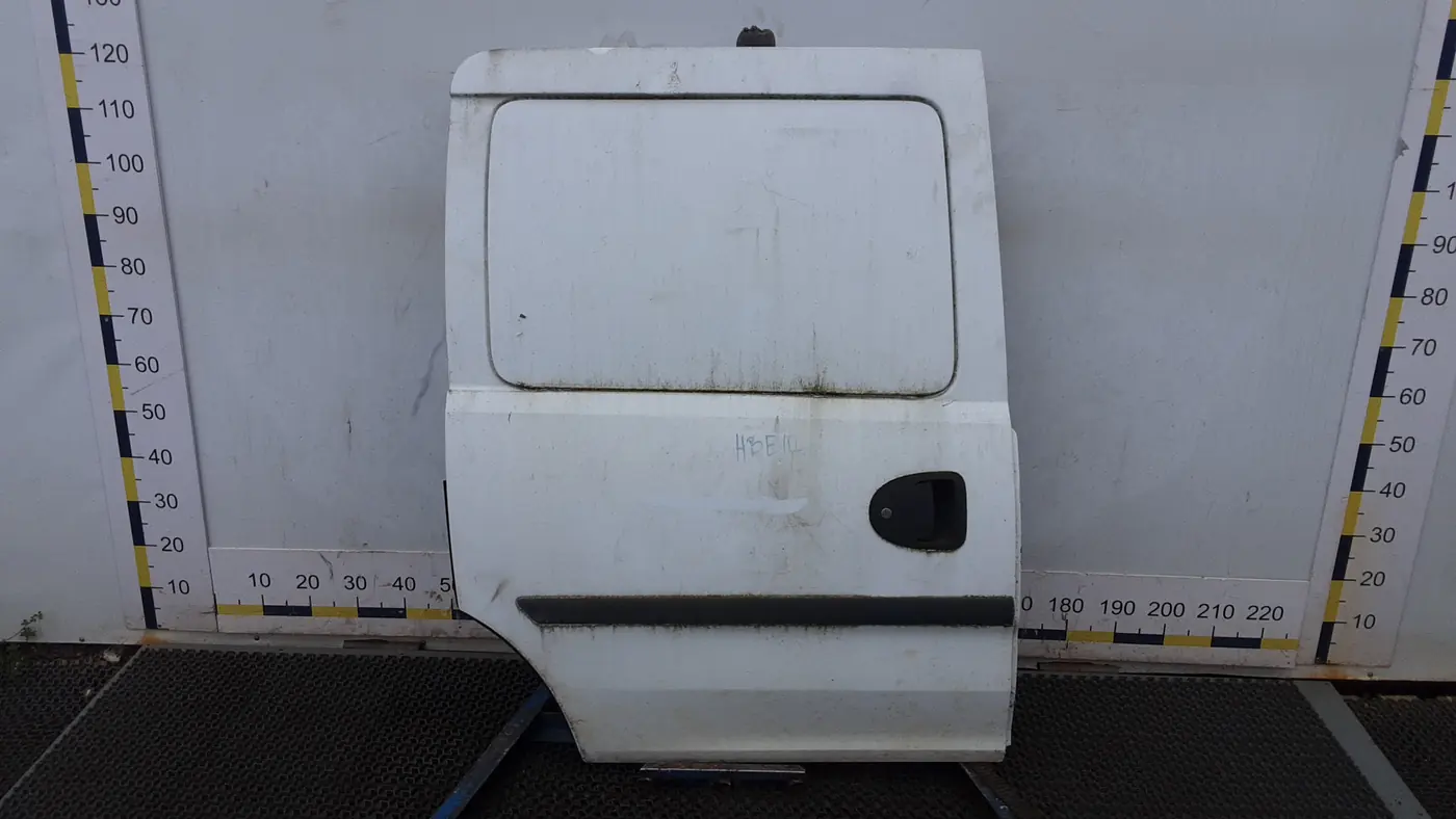 Дверь сдвижная правая к Opel Combo 2007