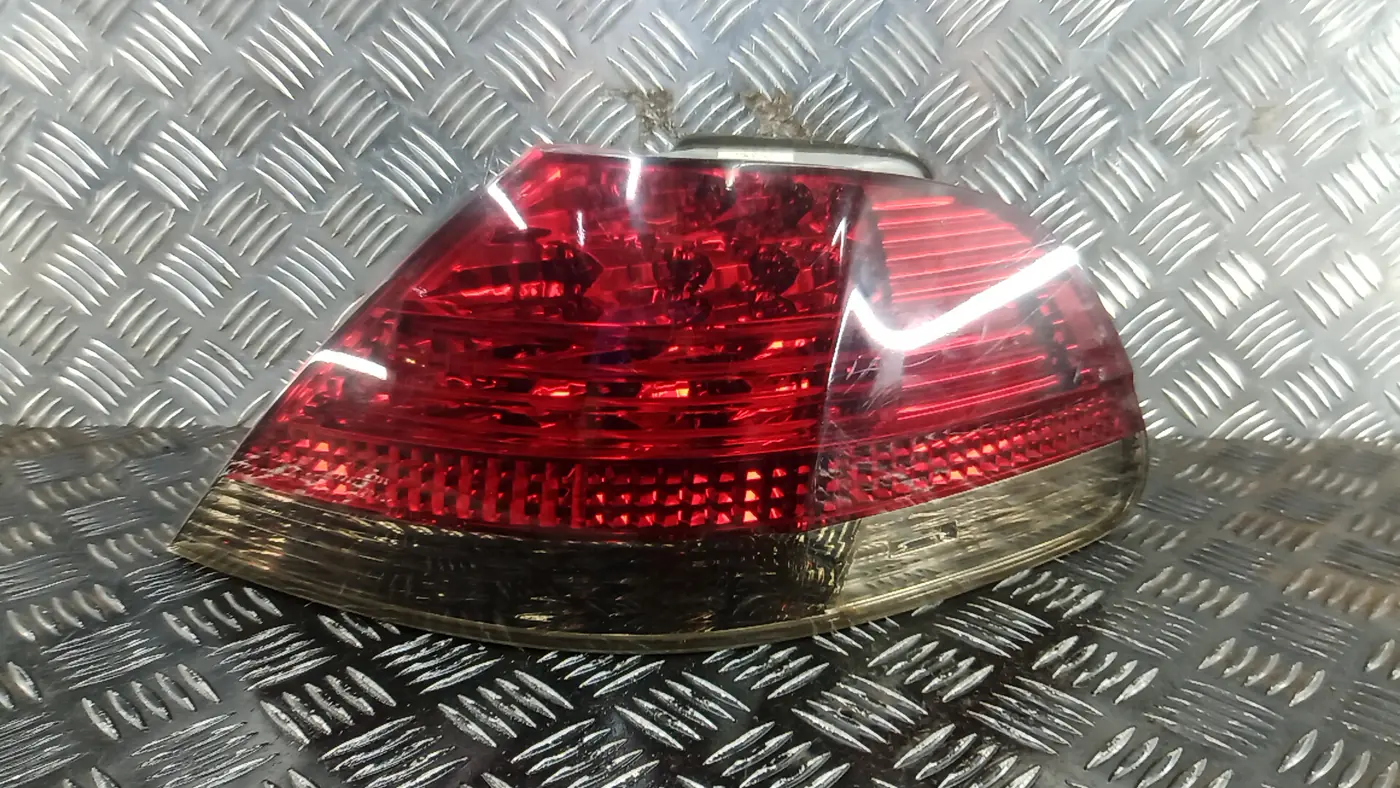 Фонарь задний правый к BMW 7 series 2007