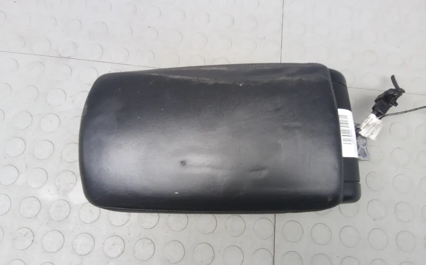 Подлокотник к Audi A6 2009