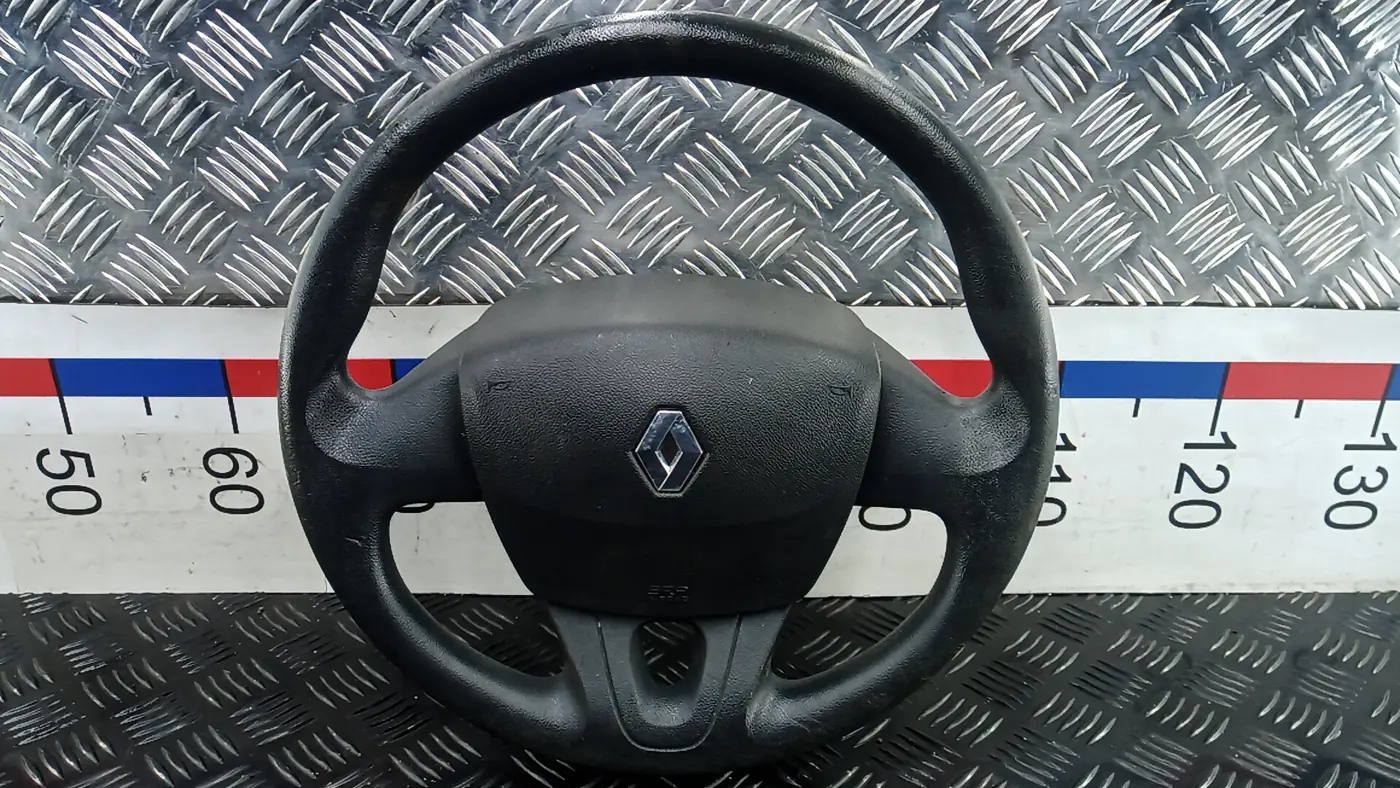 Руль к Renault Scenic 2009