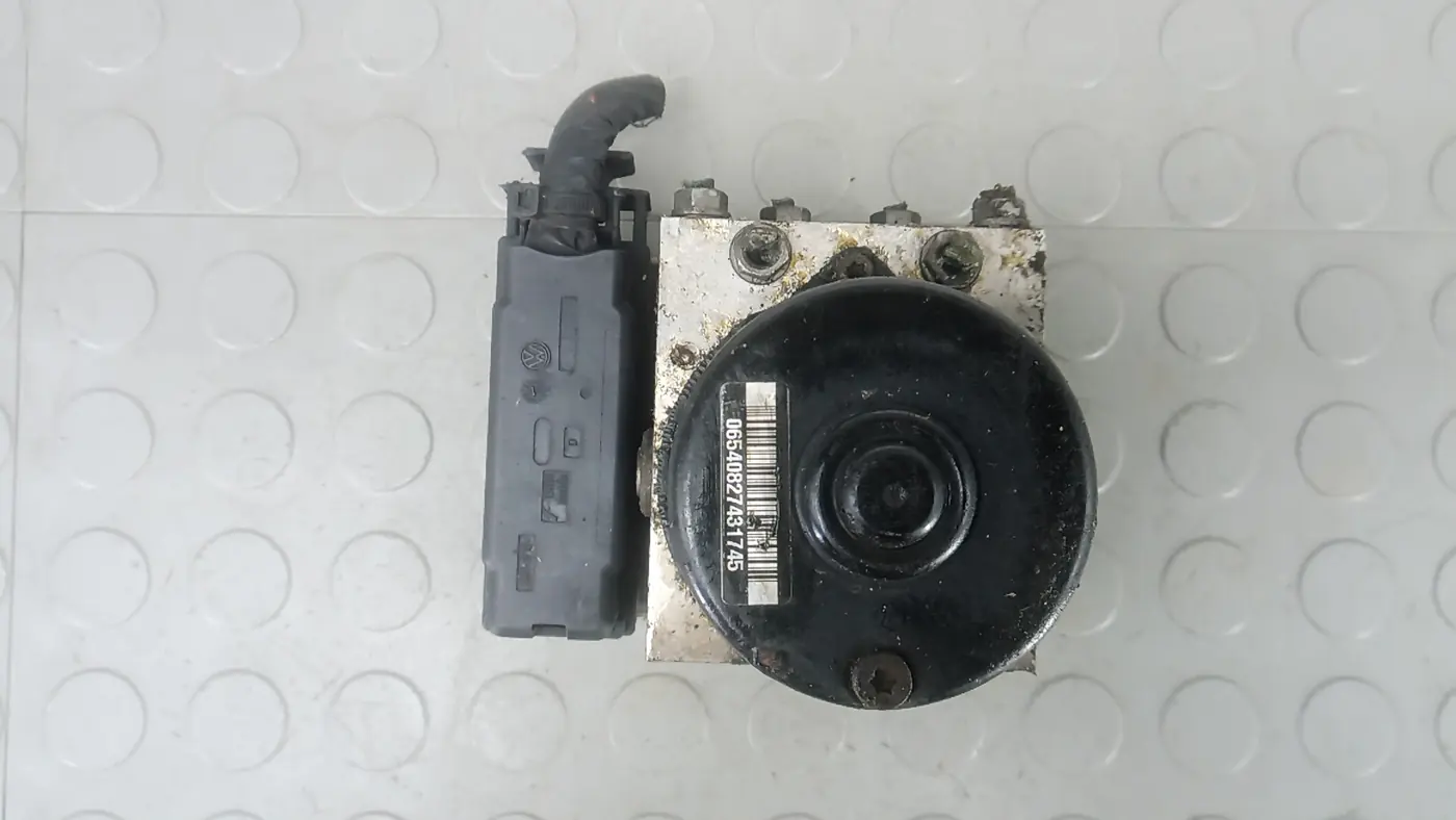 Блок ABS к Volkswagen Golf 2005