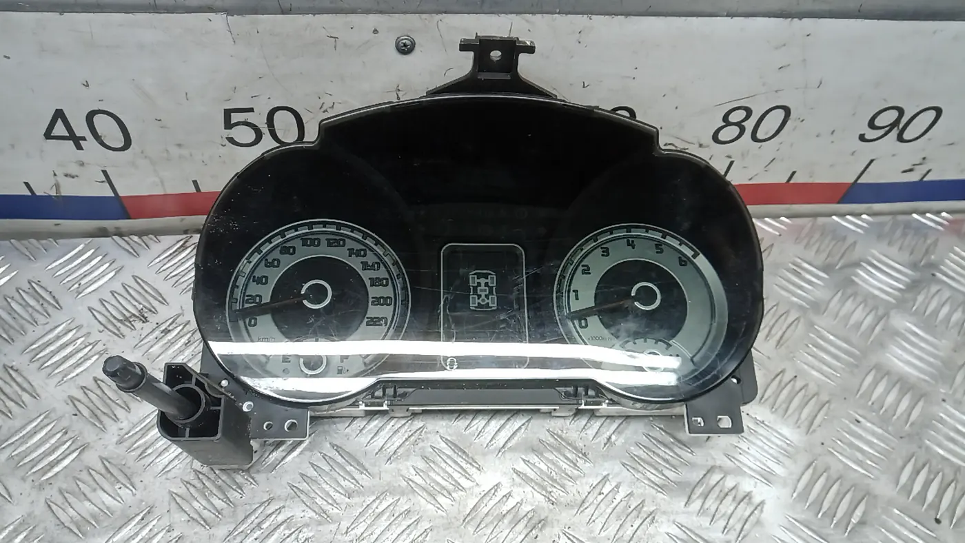 Рамка под магнитолу к Mitsubishi Pajero 2009