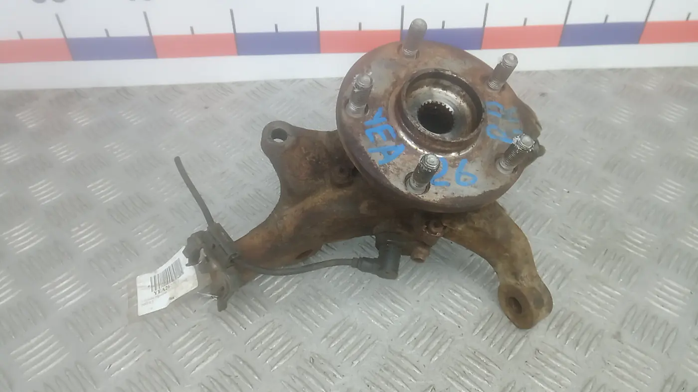 Кулак поворотный правый к Toyota Camry 2002