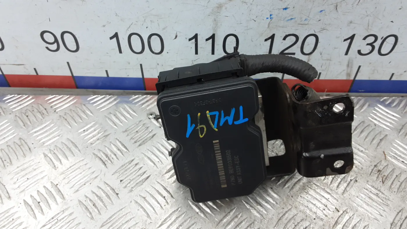Блок ABS к Hyundai i40 2013